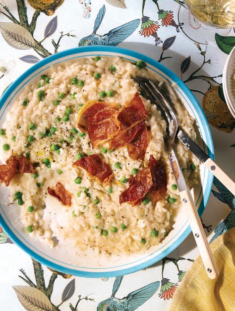 Lemon-Garlic Risotto with Peas & Crispy Prosciutto Prosciutto Crisps, Garlic Risotto, Risotto With Peas, Spring Risotto, Crispy Prosciutto, Sunny Disposition, Healthy Rice, Pasta Dinners, Sweet Peas