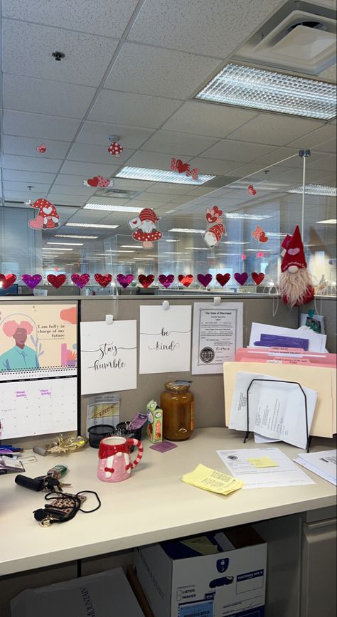 office decor Valentines Day Work Decorations, Office Decor Valentines Day, Valentine Day Office Decor, Valentine Desk Decor, Valentines Cubicle, Valentines Day Decorations Office, Valentines Office Ideas, Valentine Office Decor Work Spaces, Valentines Office Decor