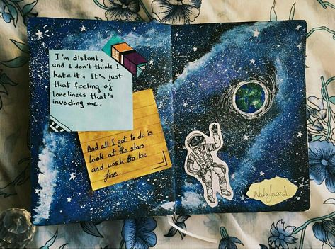 Galaxy Paper Craft, Astronaut Scrapbook Ideas, Galaxy Scrapbook, Space Scrapbook, Space Journal, Galaxy Projects, Project Cover Page, Holiday Homework, Cartoons Dp