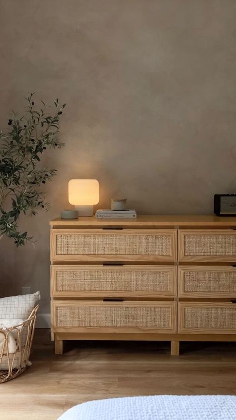 How to Lime-Wash a Bedroom - JnnLiuLiu Lime Wash Colours, Like Wash Paint Bedroom, Lime Wash Wall Bedroom, Lime Wash Entryway, Lime Wash Walls Nursery, Moody Limewash Bedroom, Lime Wash On Textured Walls, Lime Wash Bedroom Ideas, Limewash Paint Living Room