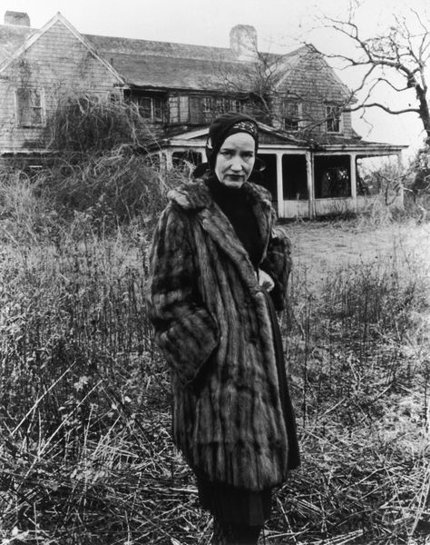 Spend the Holidays at Grey Gardens, Where Jackie Kennedy's Family Once Lived Grey Gardens Movie, Grey Gardens Documentary, Grey Gardens House, Edith Bouvier Beale, Edie Beale, Little Edie, Gray Gardens, Vegetables Garden, Lee Radziwill