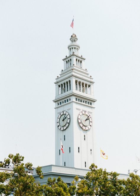 Ferry Building Market, San Francisco, California Ap Portfolio, Downtown Buildings, Alamo Square, San Francisco Photography, Visit San Francisco, Ferry Boat, San Francisco Museums, Travel Landscape, San Fran