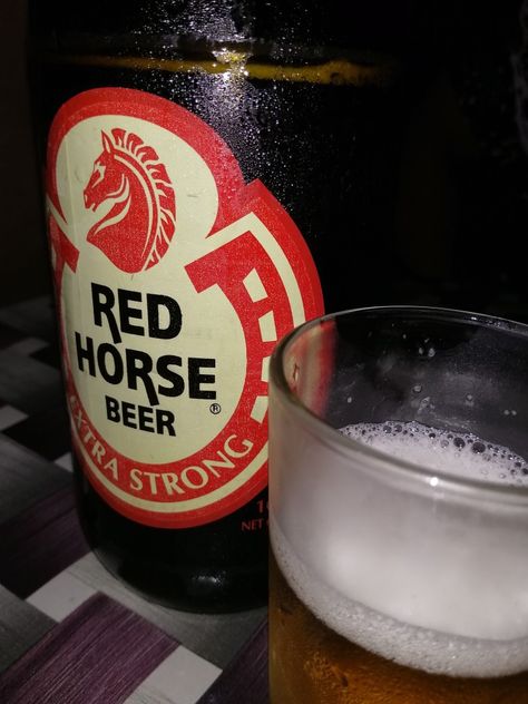 Drink Photos Aesthetic, Redhorse Beer Aesthetic, Tanduay Select, Alcohol Fake Story, Redhorse Beer Prank, Red Horse Beer Aesthetic, Beers Aesthetic, Beer Aesthetic Drinking, Drinks Alcohol Snapchat Story