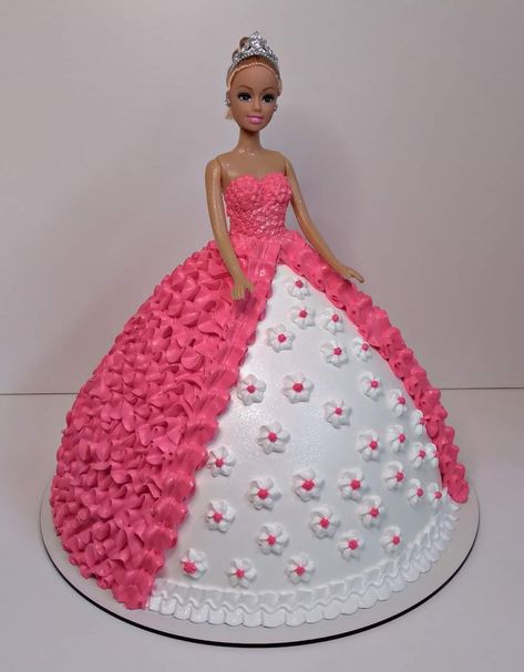 Doll Cake Design Simple, Doll Cake Design, Barbie Dress Cake, Doll Cake Designs, Barbie Doll Cake, Sitting Doll, Barbie Doll Cakes, Pearl Jewelry Shop, Buttercream Cake Decorating