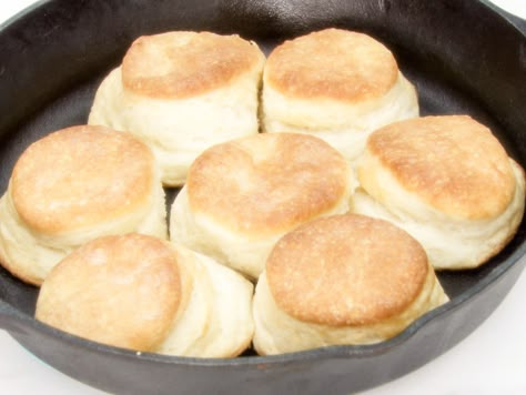 Trisha Yearwood's Angel Biscuits recipe from Trisha Yearwood via Food Network Tricia Yearwood Recipes, Trisha's Southern Kitchen, Angel Biscuits, Trisha Yearwood Recipes, Biscuit Bread, Trisha Yearwood, Biscuit Rolls, Southern Kitchen, Biscuits Recipe