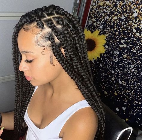 pinterest : @kjvougee ‘ 🧡 follow for more poppin’ pins! 🖇 #boxbraids 🥰 Large Box Braids, Small Box Braids, Medium Box Braids, Braided Hairstyles For Black Women Cornrows, Blonde Box Braids, Short Box Braids, Jumbo Box Braids, Long Box Braids, Cute Braided Hairstyles