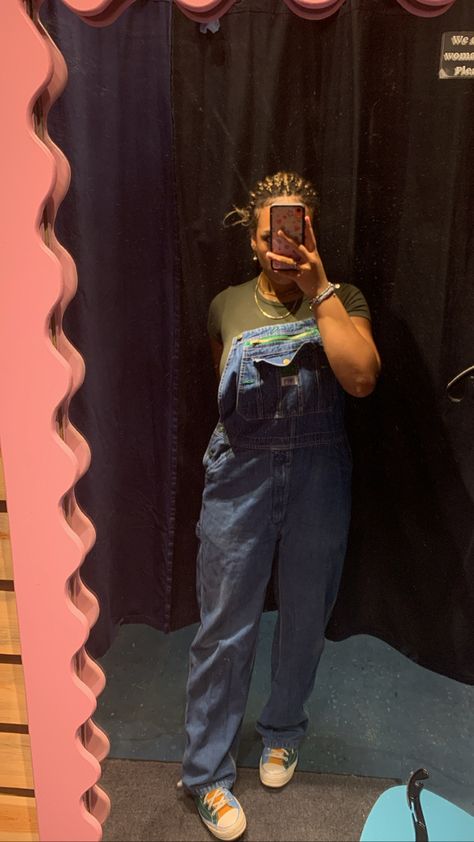 liberty overalls! Liberty Overalls Women, Liberty Overalls Outfit, Liberty Overalls, Overalls Outfit, Thrift Finds, Overalls Women, Jeans Rock, Mom Jeans, Overalls