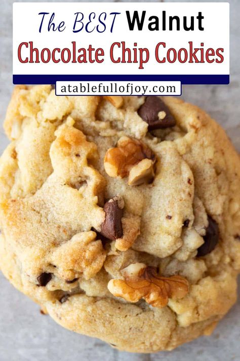 The perfect Walnut Chocolate Chip Cookie, chewy, chocolaty, and full of delicious walnuts. These cookies come together quickly and are perfect so satisfy your cookie needs! Cholate Chip Cookies, Cookies Walnut, Walnut Chocolate Chip Cookies, Chocolate Chip Cookies Soft, Walnut Cookie Recipes, Chocolate Chip Walnut Cookies, Yummy Desserts Easy, Cookies Soft, Walnut Recipes