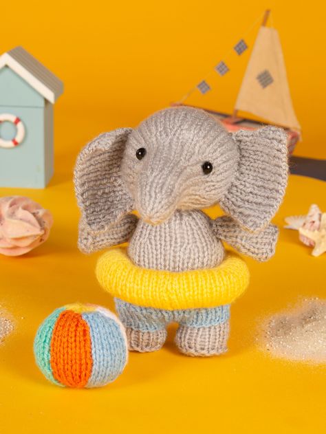 Summer Swimming Elephants // Knitting Pattern Knit Elephant Pattern Free, Knit Elephant, Cat Knitting, Stylecraft Special Dk, Knit Toys, Summer Swimming, Chunky Knitting Patterns, Chunky Knitting, Elephant Pattern