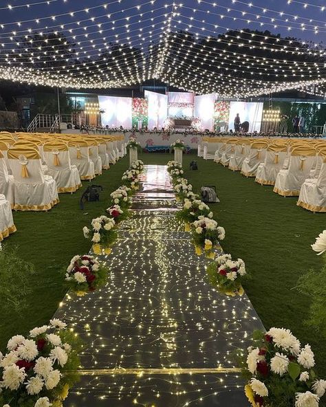 wedding decor reception weddings decorations reception outdoor wedding decorations ideas || Amazing rustic wedding decorations Marriage Lawn Decoration, Sangeet Walkway Decor, Lawn Decorations Wedding, Wedding Walkway Outdoor, Wedding Walkway Decorations, Reception Stage Decoration Outdoor, Sangeet Entrance Decor, Wedding Decorations Entrance, Reception Hall Decorations