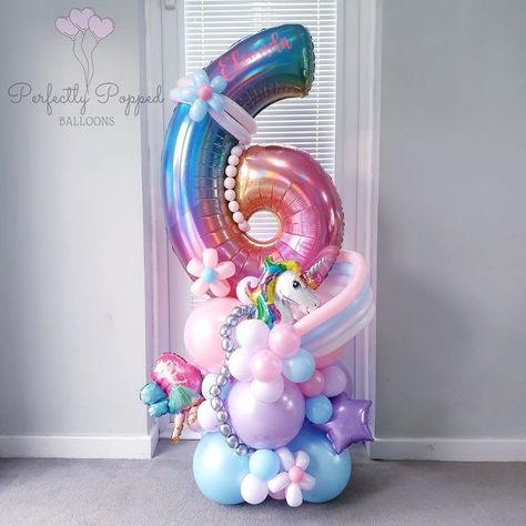 thecakebeautician #rusticcake #igcakes #pulla Unicorn Rainbow Balloons, 6 Balloon Bouquet, Rainbow Unicorn Balloon Ideas, Unicorn Birthday Balloon Decorations, Unicorn Balloon Column, Number Stack Balloon, Balloon Stack Ideas, Unicorn Birthday Balloons, Unicorn Balloon Bouquet