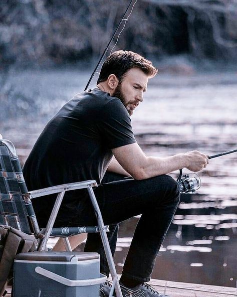 Chris Evans ✪ on Instagram: “It's time for Fishing 🎣” School Shoulder Bags, Women Party Dresses, College Backpacks, Party Dresses Women, School Rucksack, Womens Shoes Boots, Chris Evans, School Backpacks, Party Dresses