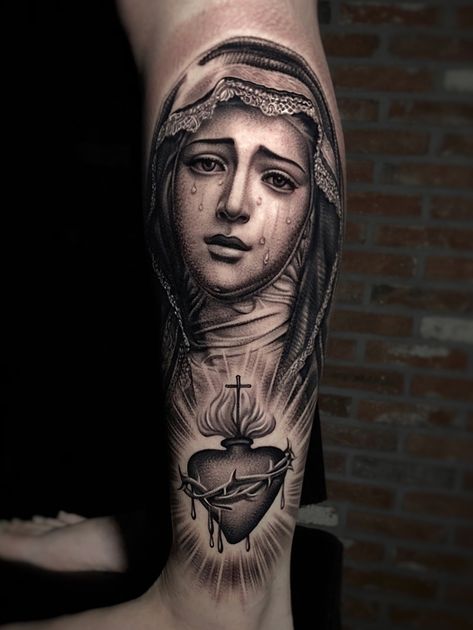 Tattoo uploaded by Kiljun | Virgin Mary in tears on the leg. | 976748 | Tattoodo Skull Face Tattoo, Christus Tattoo, Mother Mary Tattoos, Maria Tattoo, Tato Salib, Tato Dada, Virgin Mary Tattoo, Tato Dengan Makna, Sacred Heart Tattoos