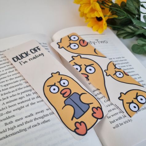 Cute Bookmarks Printable, Duck Bookmark, Bookmarks Kids Craft, Human Puppet, Handmade Bookmarks Diy, Cute Text Quotes, Oneplus Wallpapers, Creative Bookmarks, Bookmark Craft