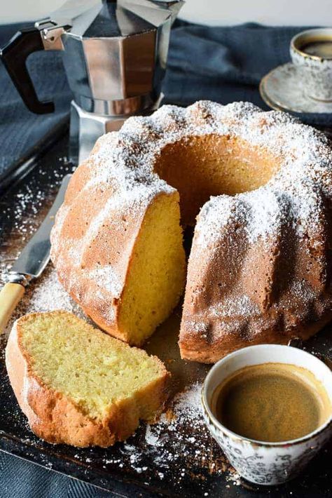 Lemon Yogurt Cake Recipe, Best Scone Recipe, Lemon Yogurt Cake, Yoghurt Cake, Italian Breakfast, Lemon Curd Recipe, Italian Cake, Torte Cupcake, Lemon Yogurt