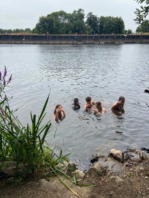 British Summer Aesthetic, British Core, Swimming River, Summer Vibes Friends, Summer Madness, Uk Summer, English Summer, British Summer, Teen Summer