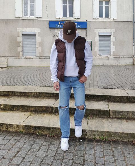 #streetwear #outfit #style #outfits #outfitstyle #outfitideas #streetwearstyle #streetstylefashion Body Warmer Outfit, Outfit Ideas Men Streetwear, Vest Outfits Men Streetwear, Mens Puffer Vest Outfit, Puffer Vest Outfit Men, Vest Men Outfit, Winter Fashion For Men, Vest Outfits Men, Mens Vest Casual