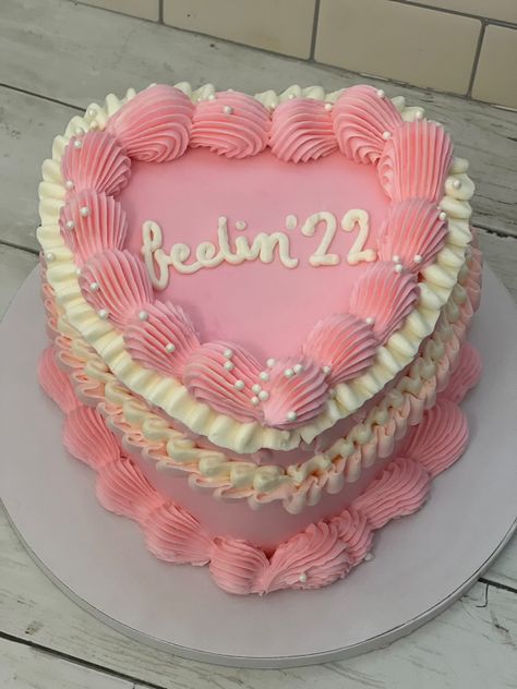 22 Birthday Theme Party Ideas, 22 Birthday Gifts, 22nd Birthday Cakes, 13 Birthday Cake, Birthday Cakes For Her, Cute Birthday Pictures, Birthday Ideas For Her, Pink Birthday Cakes, Custom Birthday Cakes