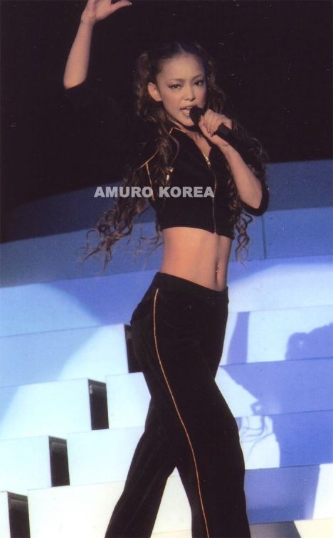 90s High Fashion, Femininity Aesthetic, Namie Amuro, Feminine Women, Beauty Goals, Japanese Pop, Pop Singers, Live Concert, Woman Crush