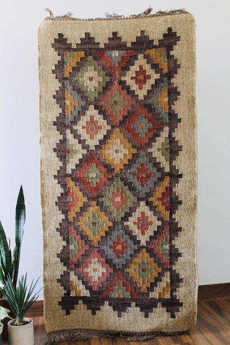 6 x 8 Jute Handwoven Kilim Runner Dhurrie Rug 60 x 180 cm | Etsy Dhurrie Rug, Kilim Pattern, Dhurrie Rugs, Flat Woven Rug, Handmade Kilim Rugs, Weaving Process, Handwoven Kilim, Kilim Runner, Jute Rug