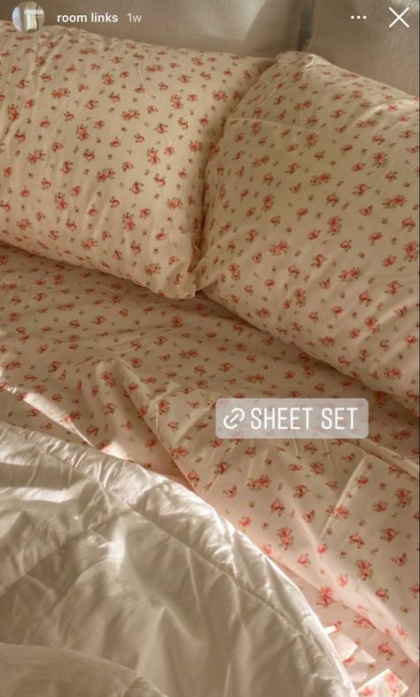 Soft Girl Bed Sheets, Modern Threads Bedding, Rose Sheets Aesthetic, Coquette Bed Cover, Rose Sheets Bedroom, Pink Floral Sheets Aesthetic, Cottage Core Sheets, Pink Floral Bed Sheets, Floral Fitted Sheet