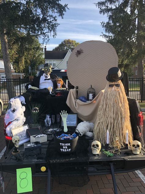 Adam’s Family Halloween Party, Wednesday Adams Trunk Or Treat, Diy Addams Family Decor, Wednesday Addams Trunk Or Treat, Adam’s Family Trunk Or Treat Ideas, Adam’s Family Trunk Or Treat, Adams Family Trunk Or Treat Ideas, Adams Family Trunk Or Treat, Addams Family Trunk Or Treat Ideas