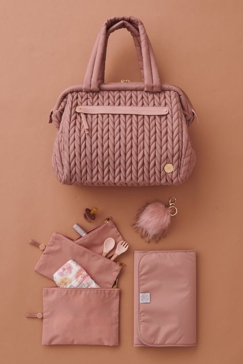 Happ Brand Diaper Bag Review Happ Brand, Dipper Bag, Accessories Guide, Cute Diaper Bags, Baby Staff, Fancy Lady, Diaper Gifts, Canvas Bag Design, Desain Pantry