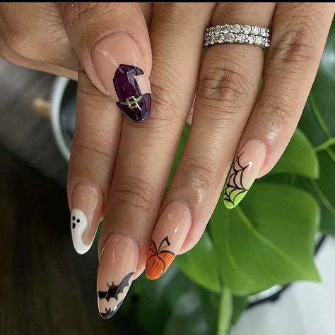 Halloween Nails Inspo Aesthetic, Halloween Nails French Tip, Halloween French Tip Nails, Ongles Gel Halloween, Nails 23, Nail Art Halloween, Spooky Nails, Halloween Press On Nails, Halloween Acrylic Nails