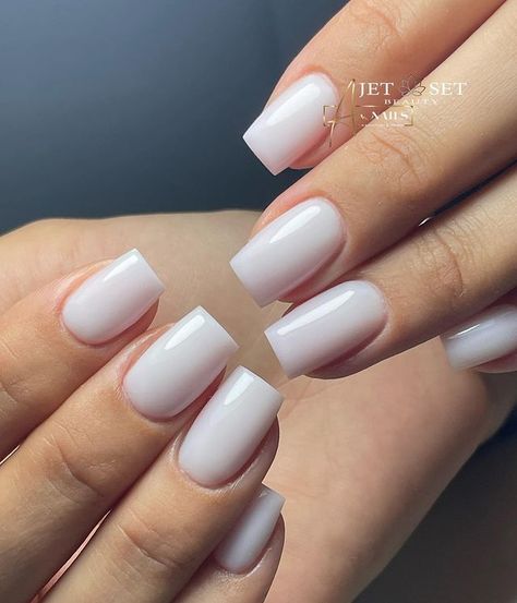 50 Cute Short Nail Designs to Inspire You Disco Ball Nails, Cute Short Nail Designs, Christmas Acrylic Nails, White Short Nails, Ball Nails, Sophisticated Manicure, Acrylic Nails Designs, White Gel Nails, Milky Nails