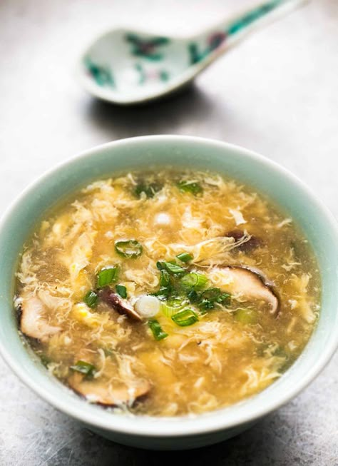 Chinese Egg Drop Soup, Easy Egg Drop Soup, Appetizer Dinner, Crispy Wonton, Veggie Broth, Chinese Egg, Soup Stock, Chicken Noodles, Egg Drop Soup