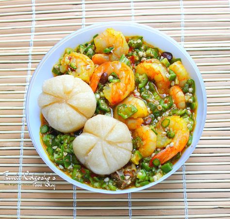 Local Nigerian Dishes, Nigerian Swallow Food, Local Dishes In Ghana, Togolese Food, Yoruba Food, Swallow Recipes, Kelewele Recipe, Nigerian Dishes, Nigerian Foods