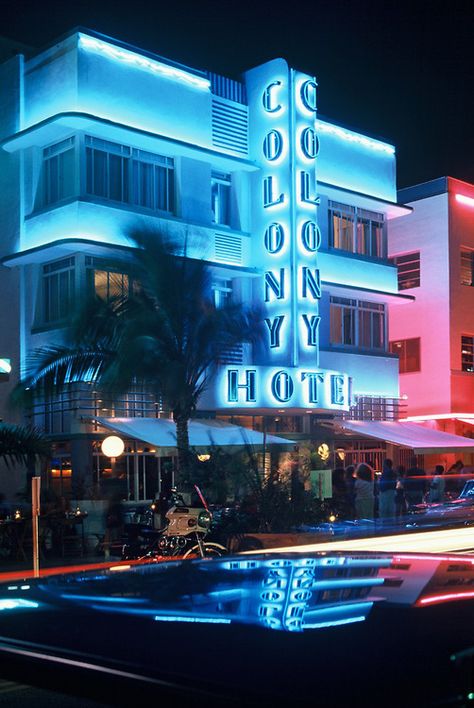 Retrowave Aesthetic, South Beach Art Deco, Colony Hotel, Beach Art Deco, South Beach Florida, The Colony Hotel, Miami Art Deco, Hotel Exterior, Hotel Plan