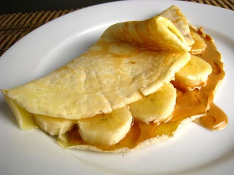 Peanut Butter, Banana and Honey Crepes Healthy Crepes, Banana And Honey, Honey Pancakes, Peanut Butter And Honey, Banana Crepes, Peanut Butter Jelly Time, Banana Sandwich, Banana Peanut Butter, Crepe Recipes