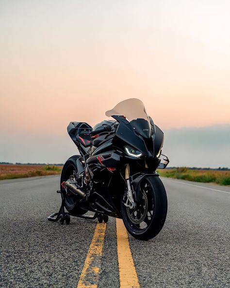 Super Bikes Bmw S1000rr, Bmw 1000rr Black, Bmw Ss1000rr, Black S1000rr, Bmw Sr1000 Rr, Bmw M1000rr Wallpaper, Bmw M 1000rr, Superbike Aesthetic, Bmw S1000rr Wallpapers 4k