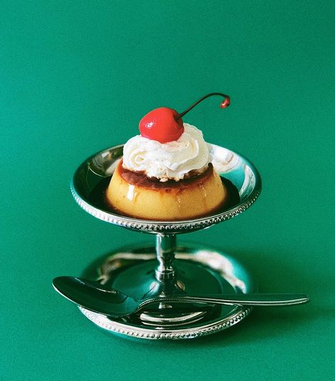 Chasing Money, كريم كراميل, Food Photography Inspiration, Food Graphic Design, Cherry On Top, Vintage Recipes, Food Illustrations, Pretty Food, Flan