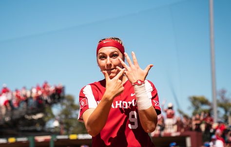 Kinzie Hansen, Ou Softball, Oklahoma Softball, Oklahoma University, Softball Life, Boomer Sooner, College Stuff, Dream College, University Of Oklahoma