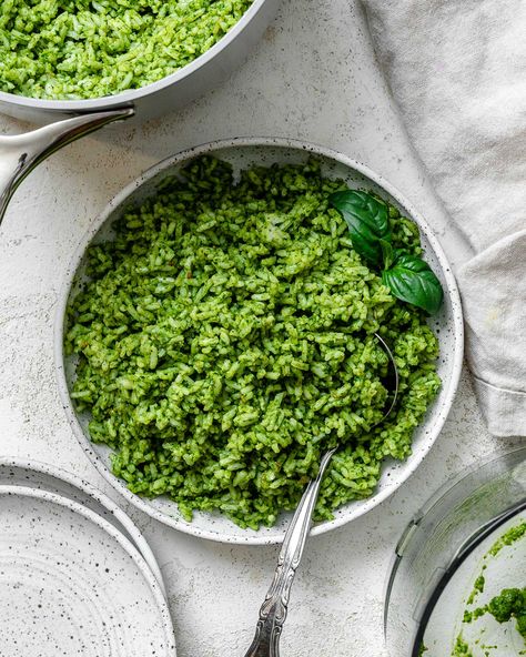 Pesto Rice - Food Sharing Vegan Dairy Free Rice Recipes, Pesto Rice Recipes, Pesto Rice, Red Pesto, Rice Side, Vegan Pesto, How To Make Pesto, Rice Side Dishes, Vegan Sausage