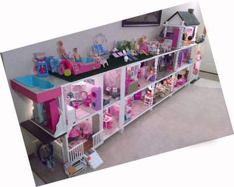 Barbie House Barbie Storage, Diy Barbie House, Barbie Doll House, Barbie Diy, Toy Rooms, Barbie House, Barbie Dream, Barbie Dream House, Barbie Furniture