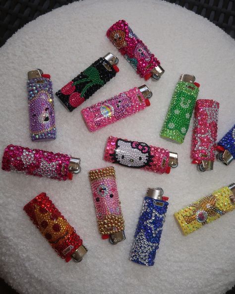 Bedazzle lighters DROP IS LIVE NOW!!! ⭐️⭐️⭐️ there is only 1 of each design available… website in bio Junk Lighter Case, Diy Lighters Design, Bedazzled Journal, Custom Things To Sell, Badazzel Lighters, Bedazzled Pill Bottle, Beaded Room Decor, Stuff To Bedazzle, Bedazzled Lighter Diy