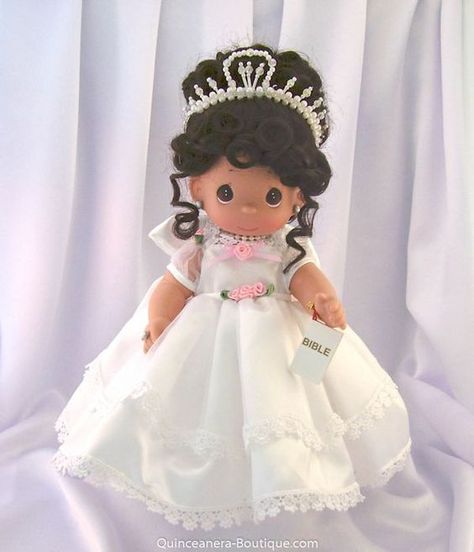 Quinceanera last doll Quinceanera Last Doll, Lavender Quince, Quinceañera Dresses, Precious Moments Dolls, Quince Dress, Pearl Tiara, Emerald Ring Gold, Gold Diamond Wedding Band, Aquamarine Engagement Ring