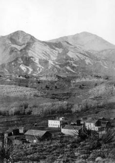 Colorado City, (where Colorado Springs is now) was the capital of the Colorado territory - 1860 Denver History, Old Western Towns, Pioneer Life, Colorado City, Western Town, American Frontier, Colorado Homes, Pikes Peak, Mountain Man