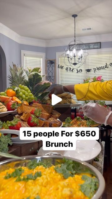 Bernard Hardison on Instagram: "Would you pay $650 for this brunch?🌸🌸💐💐💐‼️‼️🥂🥂 #foryou #foodporn #foodphotography #foodstagram #foodie #foodies #foodlover #explorepage✨ #explorepage #brunch #brunchtime #brunching #tiktok #tiktokviral #fypシ #fyp #fypage #fypp #graphicdesign #work #travelphotography #outdoors #foodie #foodies #foodlovers" Birthday Breakfast Brunch Ideas, Special Brunch Ideas, Restaurant Brunch Ideas, Brunch Catering Display, Business Brunch Ideas, Home Catering Ideas, Bunch Food Ideas, Classroom Breakfast Party Ideas, Catering Breakfast Ideas