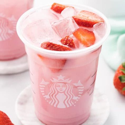 Starbucks Pink Drink Copycat {Only 3 Ingredients!} - Belly Full Pink Drink Starbucks Recipe, Strawberry Starbucks Drink, Pink Drink Copycat, Starbucks Pink Drink Recipe, Pink Drink Starbucks, Copycat Starbucks Drinks, Pink Drink Recipes, Drink Starbucks, Starbucks Hacks