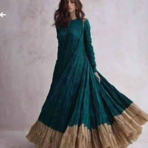 Libaas on Instagram: “For Details, Prices & Orders Inbox or Whatsapp us on 03312175651 "Crush Silk Collection" Cash on Delivery All Over…” Sukienki Maksi, Pakistani Fashion Party Wear, Salwar Kamiz, Indian Gowns, Designer Party Wear Dresses, Boutique Dress Designs, Party Wear Indian Dresses, Fancy Dress Design, Dress Indian Style