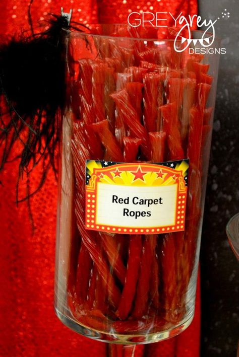 Red Carpet Birthday Party via Kara's Party Ideas | Kara'sPartyIdeas.com Broadway Theme, Hollywood Birthday Parties, Red Carpet Theme, Hollywood Birthday, Bar A Bonbon, Movie Birthday Party, Hollywood Party Theme, Red Carpet Party, Movie Themed Party