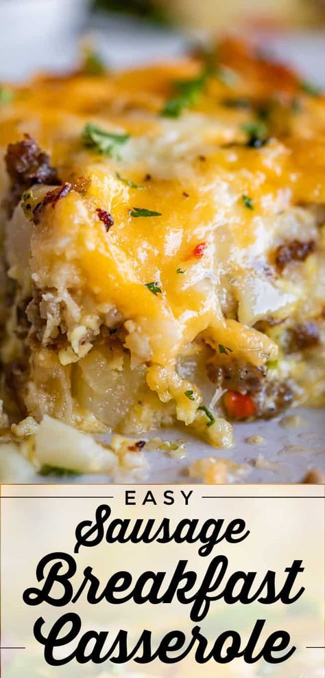 Breakfast Apps, Breakfast Casserole Overnight, Easy Sausage Breakfast Casserole, Easy Breakfast Casserole Sausage, Delicious Entrees, Breakfast Ring, Hashbrown Breakfast, Sausage Breakfast Casserole, Paula Dean