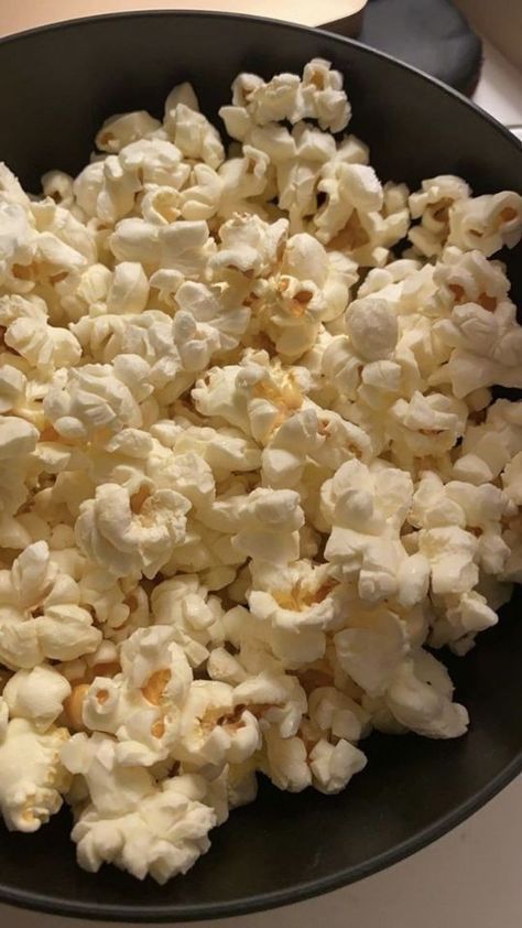 Popcorn Snap, Eating Food Funny, Tastemade Recipes, Vegetarian Snacks Recipes, Vegetarian Snacks, Food Vids, Yummy Comfort Food, Good Morning Coffee, Food Is Fuel