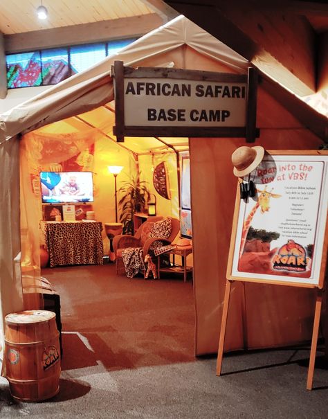 Safari Library Theme, Safari Tent Party, Jungle Tent Decor, African Safari Party Decorations, Safari Base Camp Decorations, Safari Theme Classroom Decorations, Vbs Jungle Theme, Jungle Themed Vbs, Safari Tent Decor