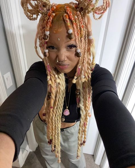 #braids Braids With Bangs, Love All Of You, Cute Box Braids, Y2k Hairstyles, Braided Bangs, Cute Box Braids Hairstyles, Quick Braided Hairstyles, Pretty Braided Hairstyles, Braids With Beads