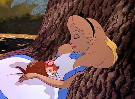 Alice in Wonderland (1951) - Cinema Cats Alice In Wonderland 1951, Alice In Wonderland Aesthetic, Alice In Wonderland Disney, Disney Version, Disney Cartoon Characters, Old Disney, Disney Aesthetic, Disney Alice, Adventures In Wonderland